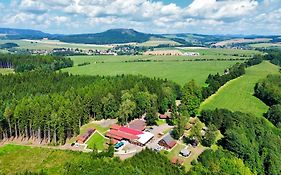Chatovy Areal Zderina